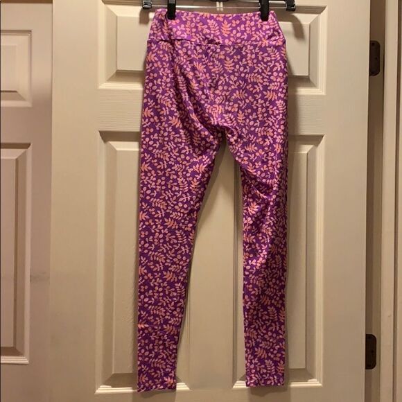 (5/$25) LuLaRoe Spring Floral one size leggings - Picture 4 of 4